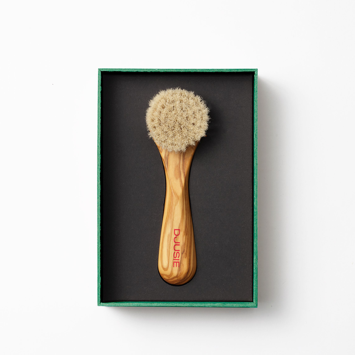 Brosse Visage Djusie